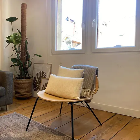 Exceptional Location Between And Pedestrian Street *
